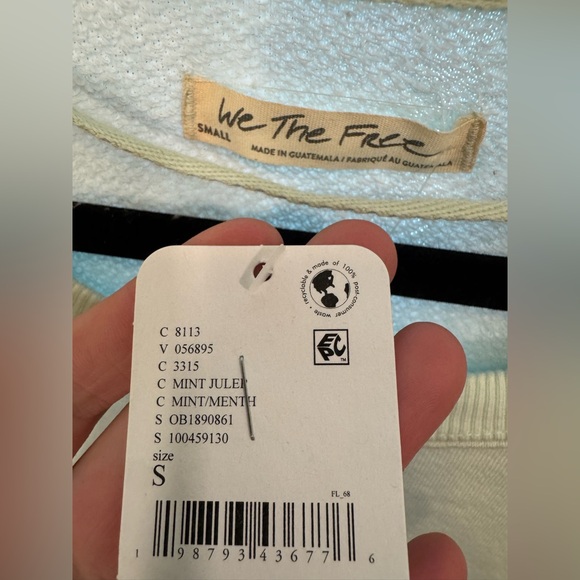 Free People We The Free Camden Cropped Sweatshirt - mint julep - Medium - NWOT - Picture 8 of 9